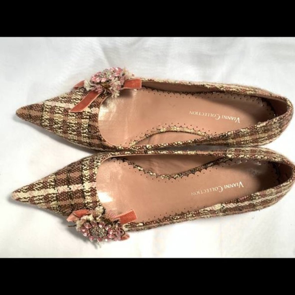 Vianni Collection Pink Brown Tweed Kitten Heels